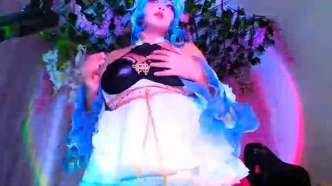 Snapshot of seraphine23_ chatting on 03.02.25 seraphine online show from 03.02.25