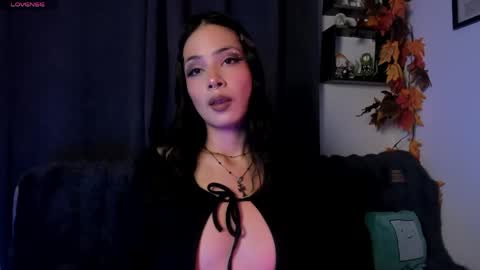 Snapshot of seraphine_hell chatting on 05.28.26 seraphine online show from 05.28.26