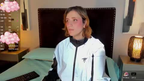 Seraphine star online show from 03.05.26