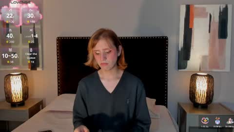 Seraphine star online show from 04.12.26