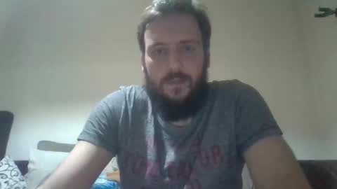 Snapshot of serbianguy8 chatting on 04.03.26 serbianguy8 online show from 04.03.26