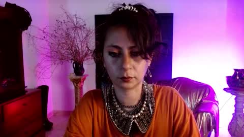 Serena Xyz online show from 10.07.25