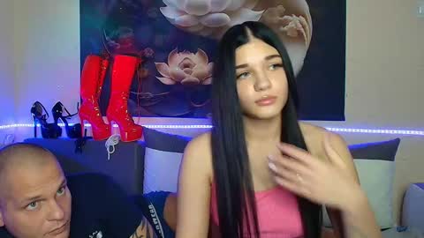 Snapshot of serenalovesryan chatting on 12.01.25 SerenaLovesRyan online show from 12.01.25