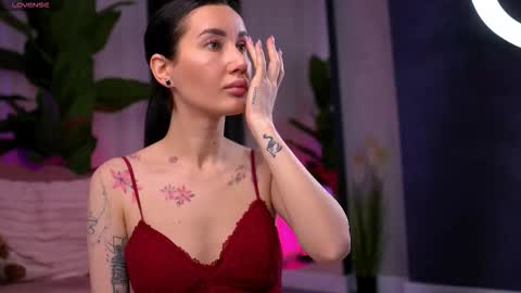 Serena online show from 11.18.25