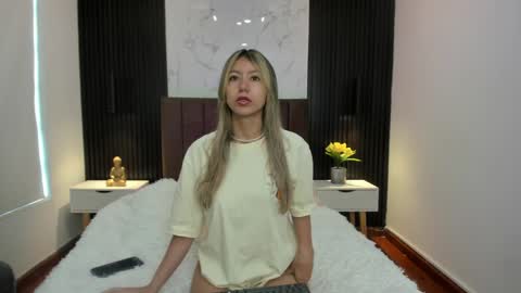 Serene online show from 01.23.25