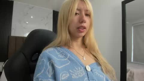 Serene online show from 09.17.25