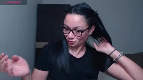 SereneSophi online show from 03.25.26