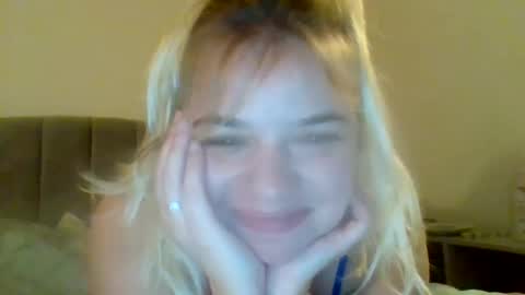 serenity9378 online show from 09.26.25