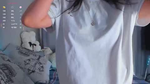 Snapshot of sergantt53 chatting on 11.20.25 Ariana online show from 11.20.25