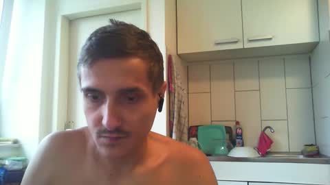 Snapshot of serhio27 chatting on 10.10.25 meta23meta online show from 10.10.25