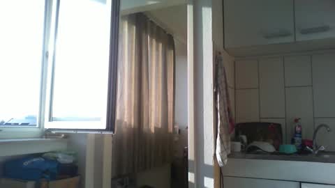 Snapshot of serhio27 chatting on 10.11.25 meta23meta online show from 10.11.25