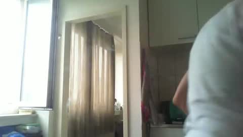 Snapshot of serhio27 chatting on 10.16.25 meta23meta online show from 10.16.25