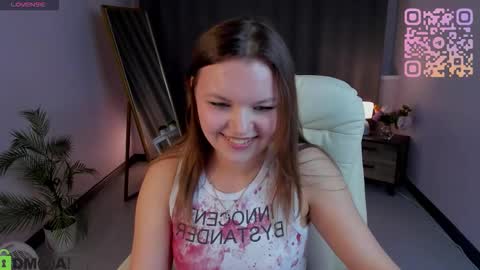 Snapshot of serinella chatting on 03.03.26 Serinella online show from 03.03.26