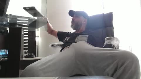 Snapshot of serioyhetero19 chatting on 05.08.26 hetero serio discreto online show from 05.08.26