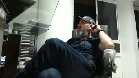 Snapshot of serioyhetero19 chatting on 06.02.26 hetero serio discreto online show from 06.02.26