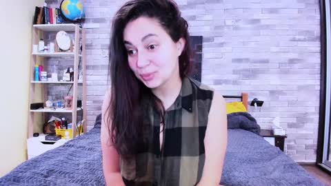 Snapshot of serpenttempter88 chatting on 01.16.25 VIOLA online show from 01.16.25