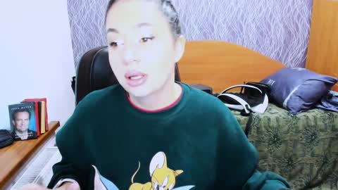 Snapshot of serpenttempter88 chatting on 02.08.25 VIOLA online show from 02.08.25