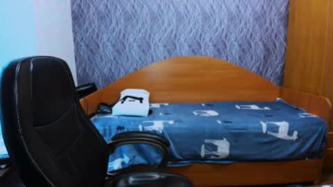 Snapshot of serpenttempter88 chatting on 02.17.25 VIOLA online show from 02.17.25