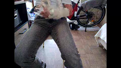 Snapshot of serpenttiin chatting on 12.03.25 serpenttiin online show from 12.03.25