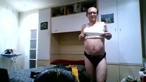 Snapshot of serrano49 chatting on 12.02.24 serrano49 online show from 12.02.24