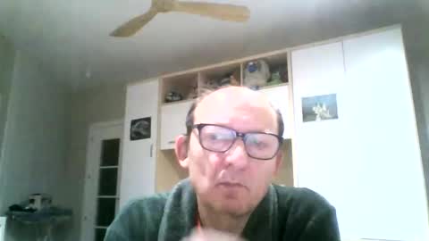 Snapshot of serrano49 chatting on 11.16.25 serrano49 online show from 11.16.25