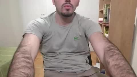 Snapshot of sesusesu123 chatting on 12.18.25 Max online show from 12.18.25