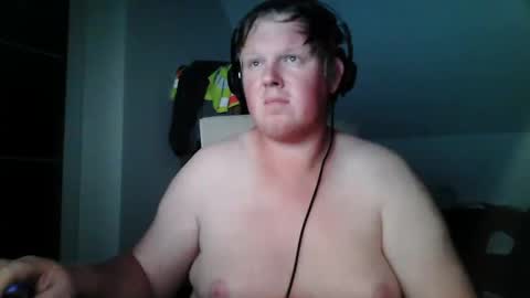 Snapshot of setcuna chatting on 09.24.25 setcuna online show from 09.24.25