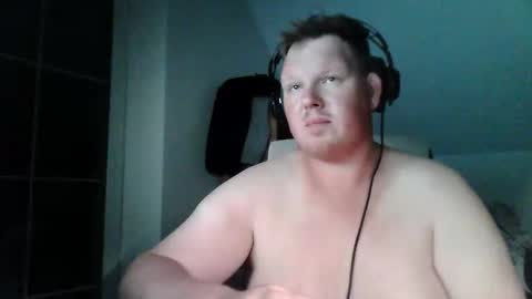 Snapshot of setcuna chatting on 10.02.25 setcuna online show from 10.02.25