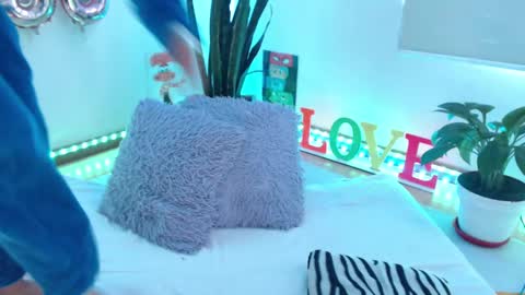 samy online show from 09.18.25