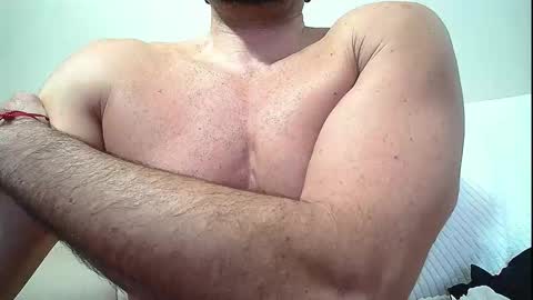 Snapshot of sex_machine_19 chatting on 11.03.25 SEX MACHINE 19 online show from 11.03.25