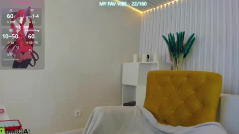 Snapshot of sex_puma chatting on 10.09.25 sex_puma online show from 10.09.25