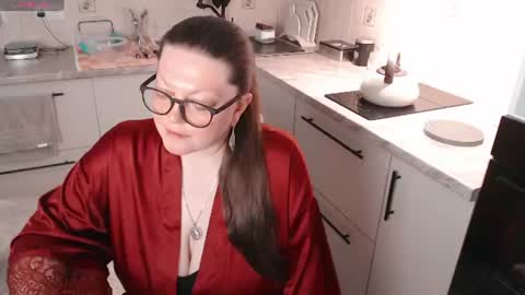Roxy Kate Mary Alex Arnold online show from 07.17.26