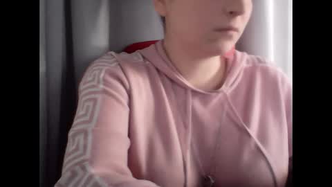 Snapshot of sexcoppia_24 chatting on 10.31.25 sexcoppia_24 online show from 10.31.25