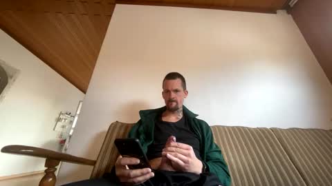 Snapshot of sexdgh chatting on 11.05.25 sexdgh online show from 11.05.25