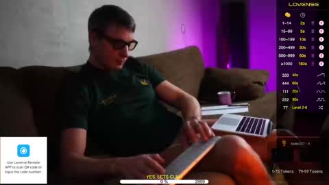 Snapshot of sexespresso chatting on 12.20.24 Thank you for Birthday Wishes  online show from 12.20.24