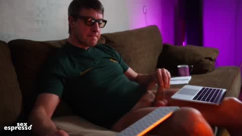 Snapshot of sexespresso chatting on 12.28.24 Thank you for Birthday Wishes  online show from 12.28.24