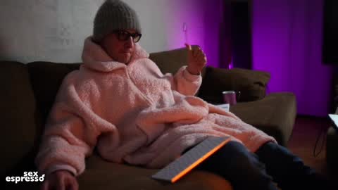 Snapshot of sexespresso chatting on 12.29.24 Thank you for Birthday Wishes  online show from 12.29.24