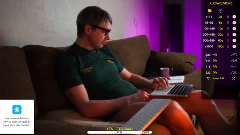 Snapshot of sexespresso chatting on 12.30.24 Thank you for Birthday Wishes  online show from 12.30.24