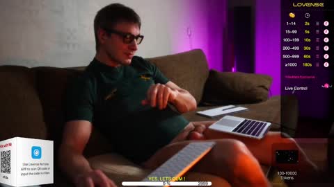 Snapshot of sexespresso chatting on 12.31.24 Thank you for Birthday Wishes  online show from 12.31.24