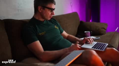 Snapshot of sexespresso chatting on 12.31.24 Thank you for Birthday Wishes  online show from 12.31.24