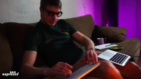 Snapshot of sexespresso chatting on 12.31.24 Thank you for Birthday Wishes  online show from 12.31.24