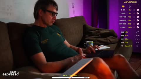 Snapshot of sexespresso chatting on 09.19.25 Thank you for Birthday Wishes  online show from 09.19.25