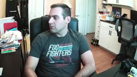 Kyle online show from 10.04.25