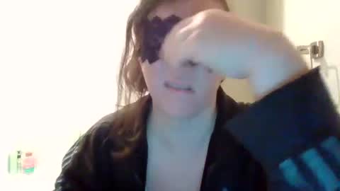 Snapshot of sexislitpuss69 chatting on 01.03.25 sexislitpuss69 online show from 01.03.25