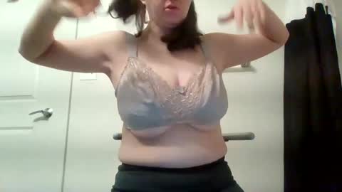 Snapshot of sexislitpuss69 chatting on 02.15.25 sexislitpuss69 online show from 02.15.25