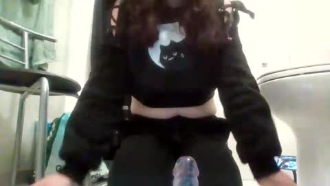 Snapshot of sexislitpuss69 chatting on 02.18.25 sexislitpuss69 online show from 02.18.25