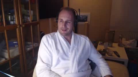 Snapshot of sexlobo1 chatting on 02.18.26 Sexlobo online show from 02.18.26