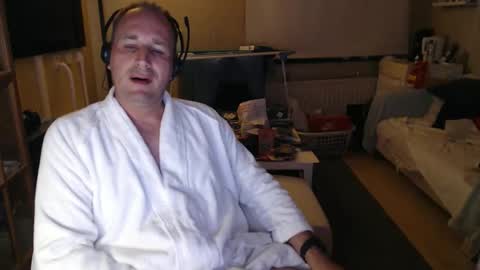 Snapshot of sexlobo1 chatting on 04.11.26 Sexlobo online show from 04.11.26