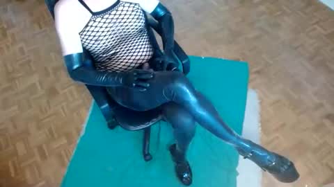 Christina Stacy online show from 04.11.26