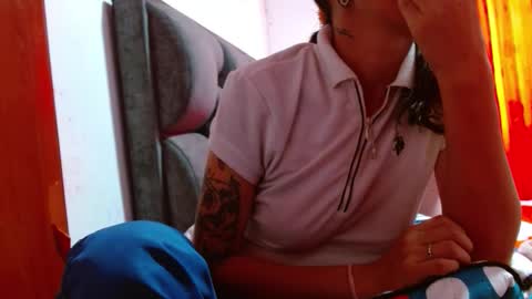 Snapshot of sexmilkdirty chatting on 02.04.26 sexmilkdirty online show from 02.04.26